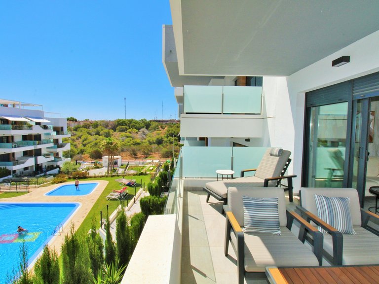 Apartment for Sale in Villamartin, Alicante 3