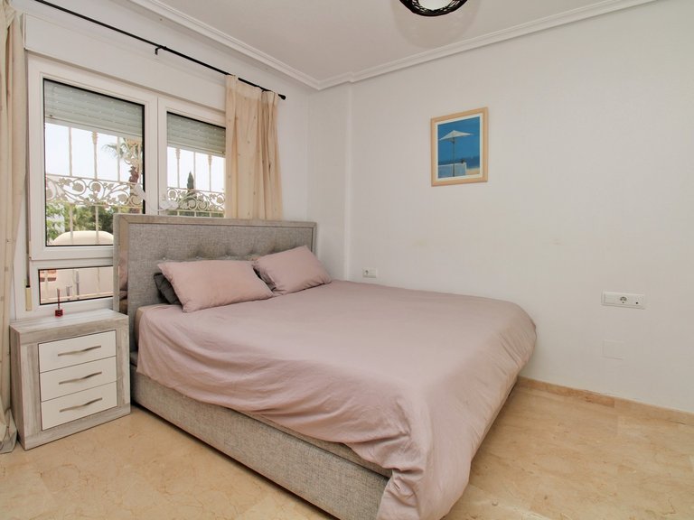 Apartment for Sale in Villamartin, Alicante 12