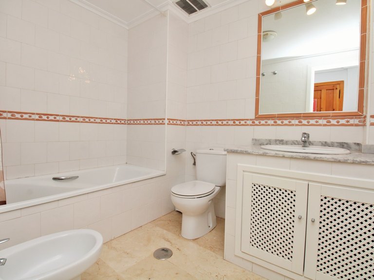 Apartment for Sale in Villamartin, Alicante 16