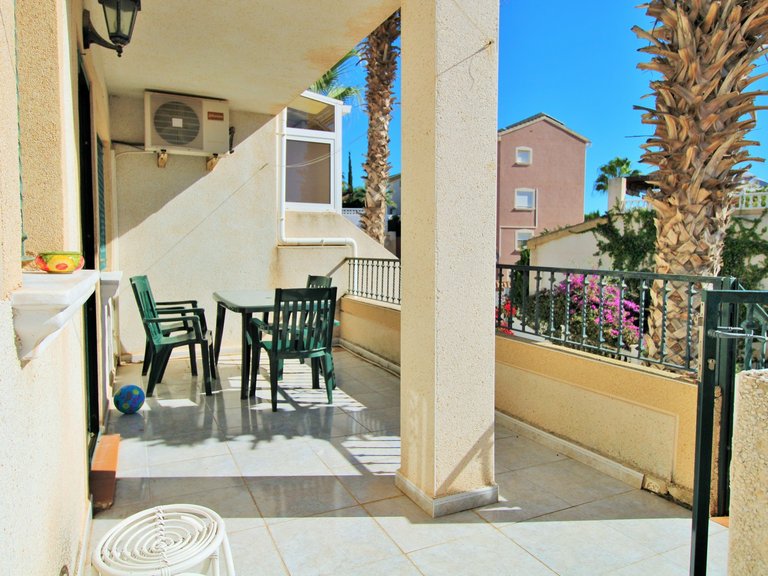 Town House for Sale in Villamartin, Alicante 3