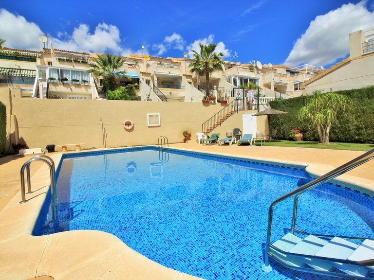 Town House for Sale in Villamartin, Alicante 39