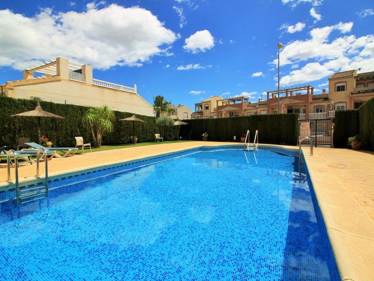 Town House for Sale in Villamartin, Alicante 2
