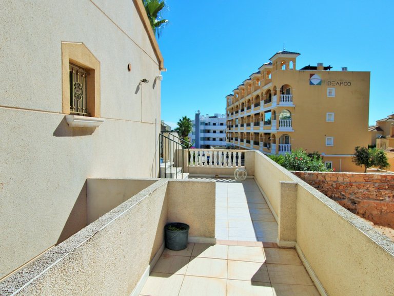 Town House for Sale in Villamartin, Alicante 36