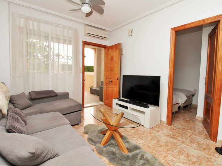 Apartment for Sale in Punta Prima, Alicante 19