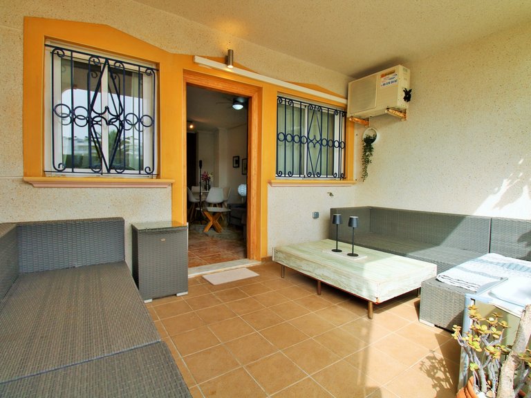 Apartment for Sale in Punta Prima, Alicante 24