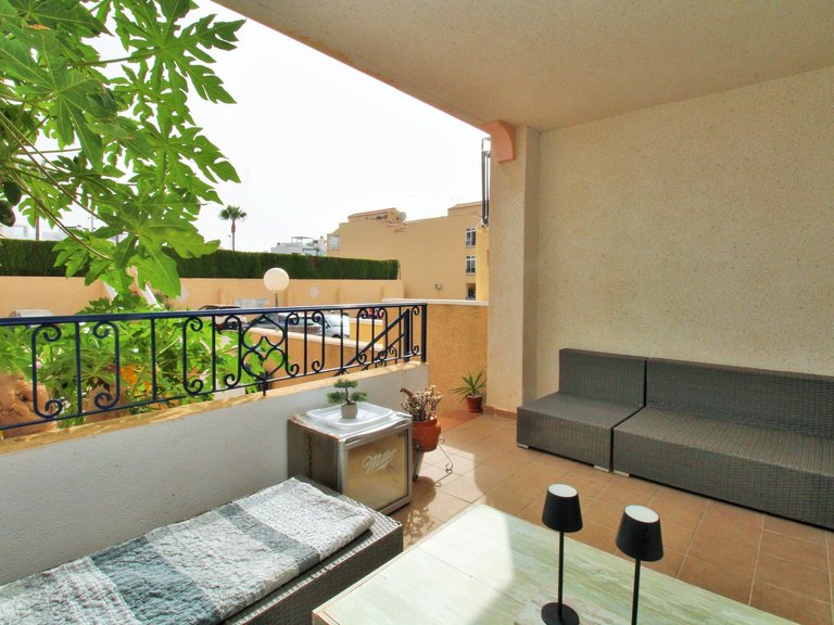 Apartment for Sale in Punta Prima, Alicante 22