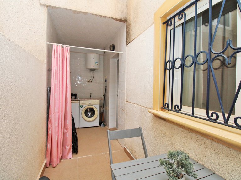 Apartment for Sale in Punta Prima, Alicante 13