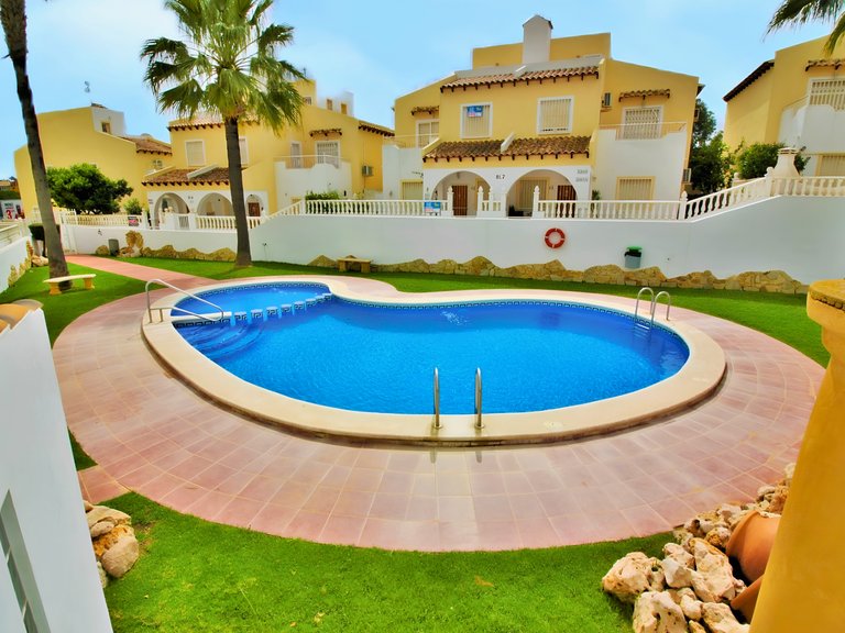 Apartment for Sale in Villamartin, Alicante 2