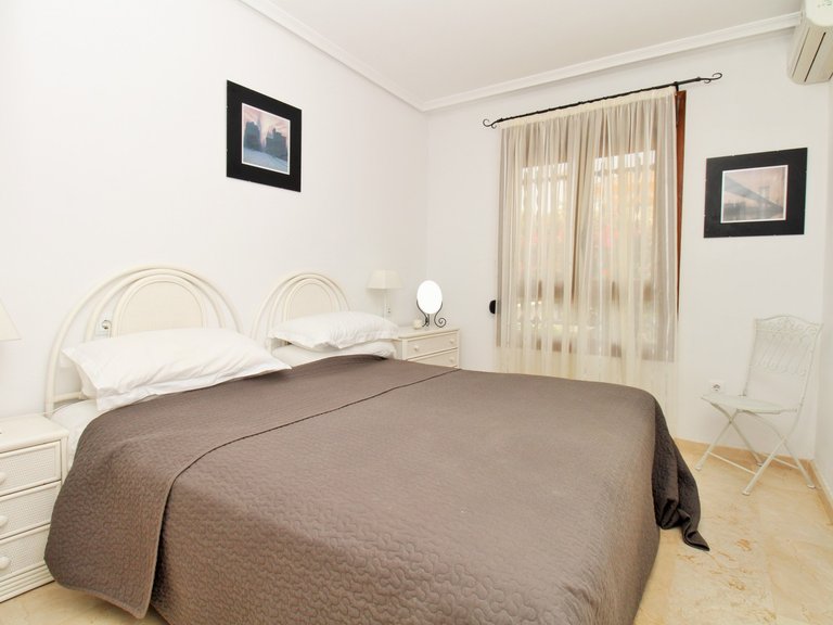 Apartment for Sale in Villamartin, Alicante 13