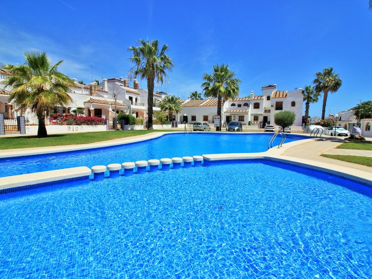 Apartment for Sale in Villamartin, Alicante 21