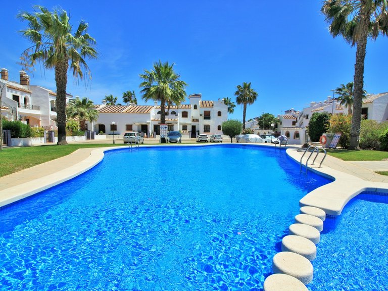Apartment for Sale in Villamartin, Alicante 22