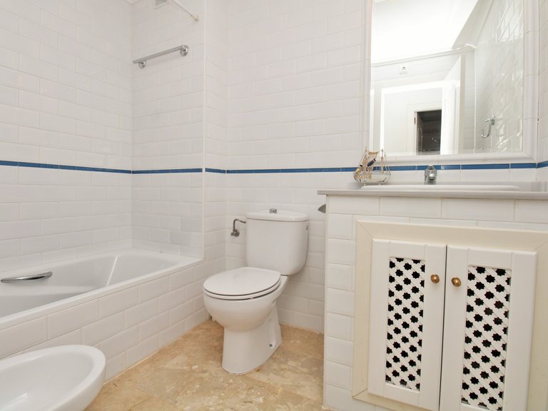 Apartment for Sale in Villamartin, Alicante 18