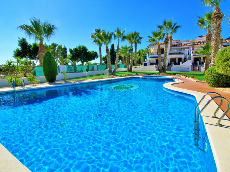 Apartment for Sale in Villamartin, Alicante 2