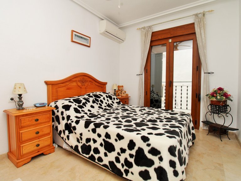 Apartment for Sale in Villamartin, Alicante 11