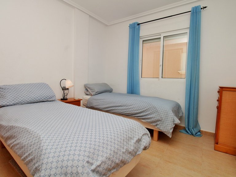 Town House for Sale in Villamartin, Alicante 18