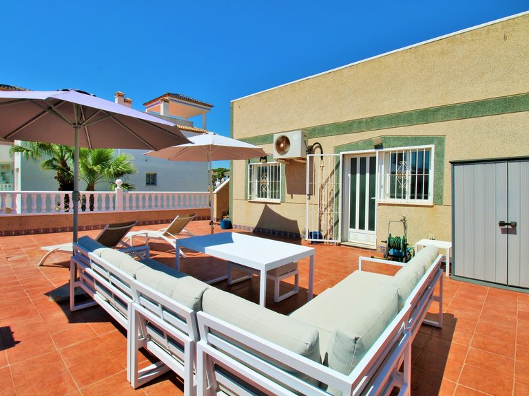 Apartment for Sale in Villamartin, Alicante 4