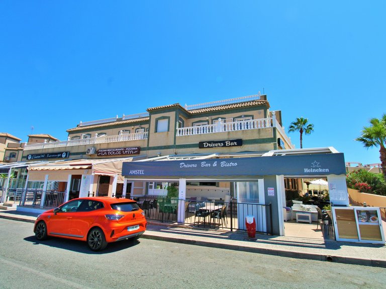 Apartment for Sale in Villamartin, Alicante 27