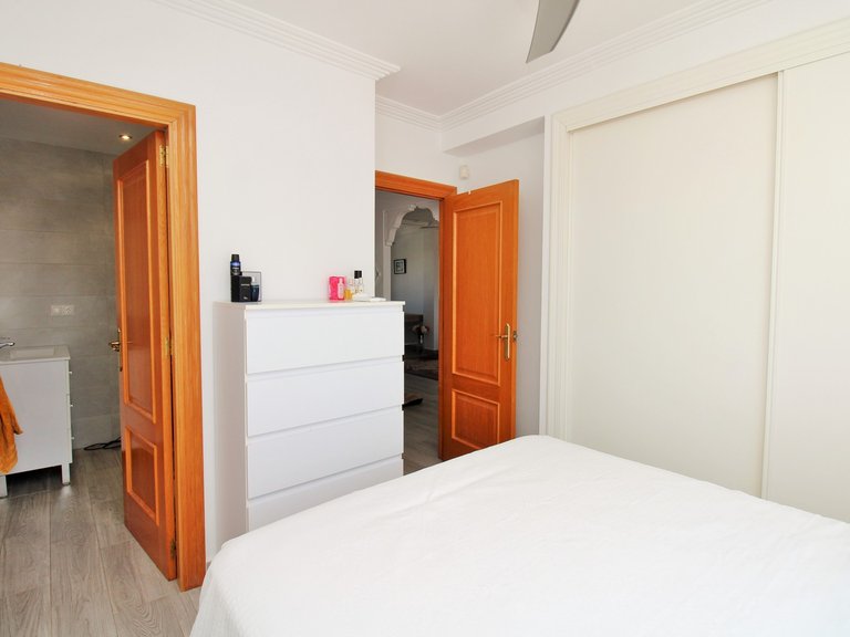 Apartment for Sale in Villamartin, Alicante 15
