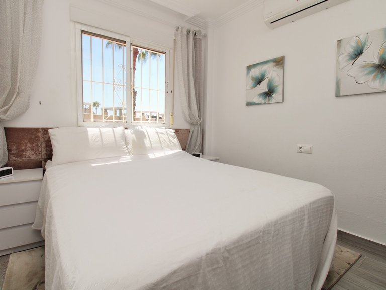 Apartment for Sale in Villamartin, Alicante 13