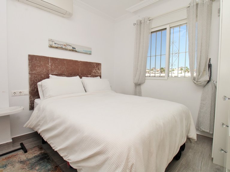 Apartment for Sale in Villamartin, Alicante 18