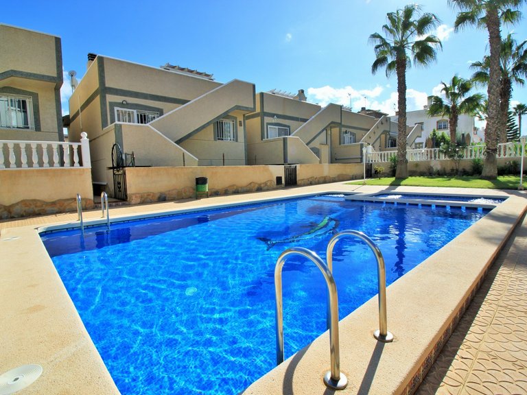 Apartment for Sale in Villamartin, Alicante 2