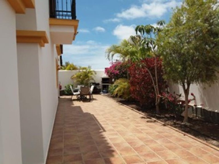 Villa for Sale in Costa Adeje, Tenerife, España 19
