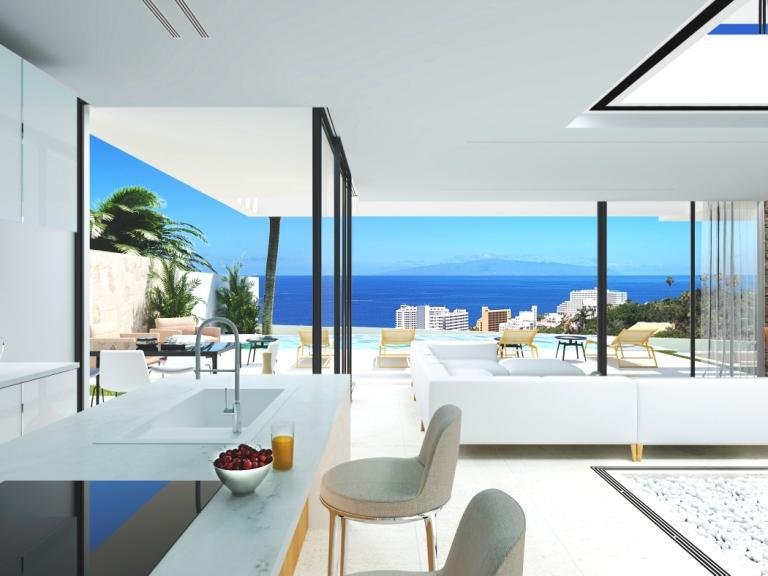 Villa for Sale in Costa Adeje, Tenerife, España 5