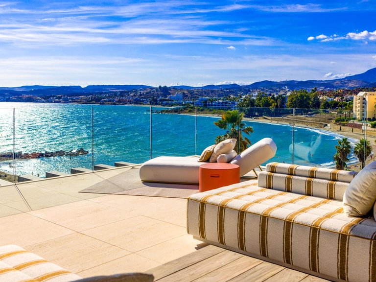 Apartment for Sale in Estepona, Malaga 2