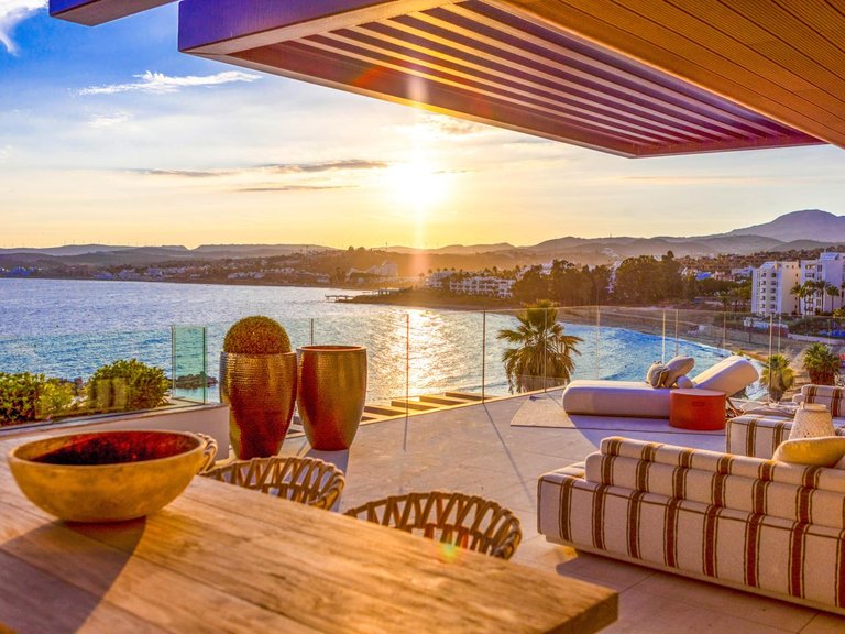 Apartment for Sale in Estepona, Malaga 1