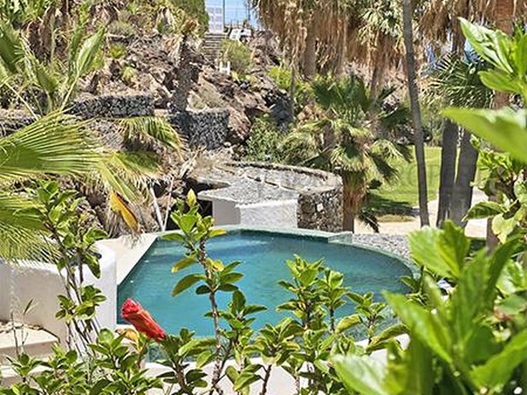 Villa for Sale in Amarilla Golf, Tenerife, España 6