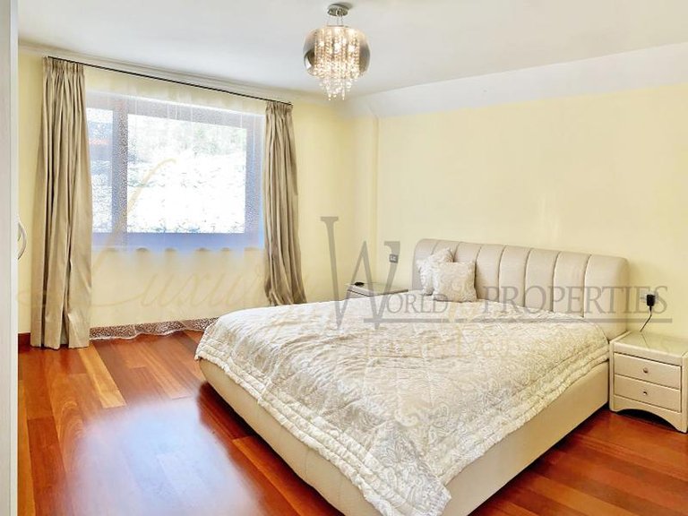 Villa for Sale in Amarilla Golf, Tenerife, España 17