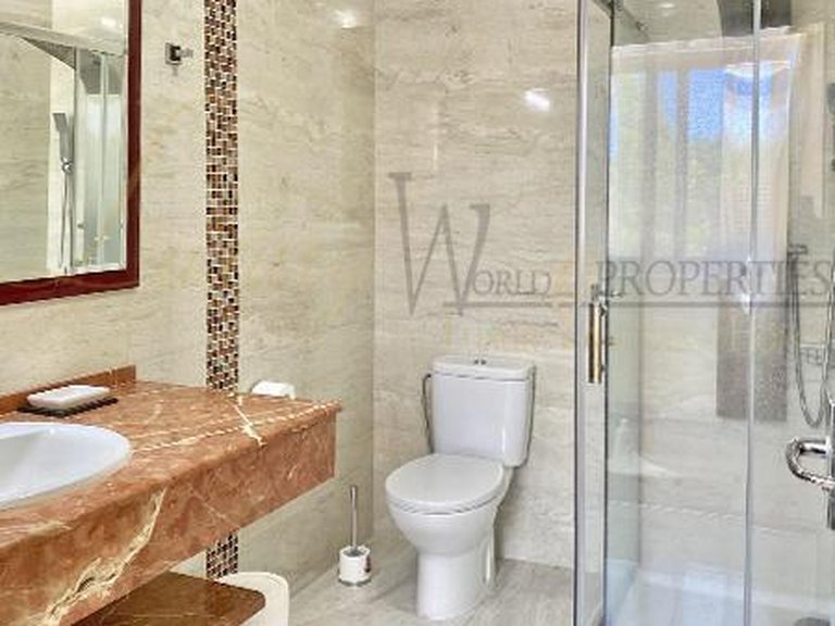 Villa for Sale in Amarilla Golf, Tenerife, España 27