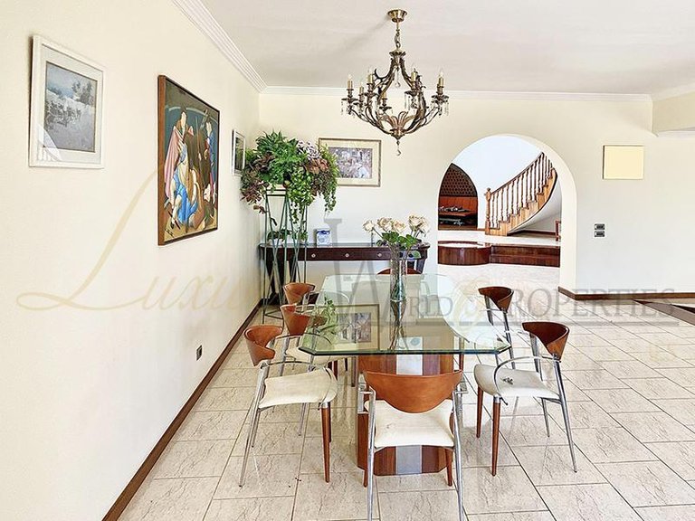 Villa for Sale in Amarilla Golf, Tenerife, España 14