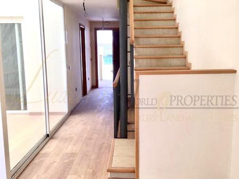 Town House for Sale in Costa Adeje, Tenerife, España 11