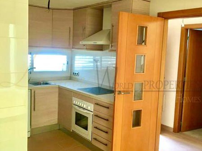 Town House for Sale in Costa Adeje, Tenerife, España 7