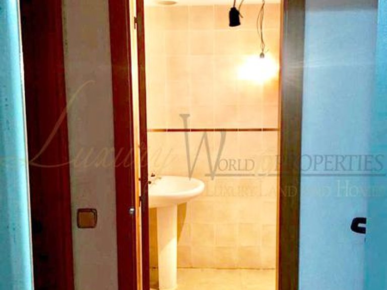 Town House for Sale in Costa Adeje, Tenerife, España 27