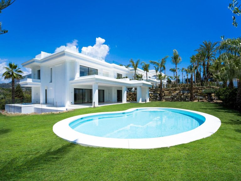 Villa for Sale in Marbella, Malaga 2
