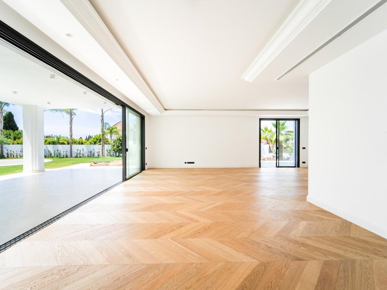 Villa for Sale in Marbella, Malaga 6