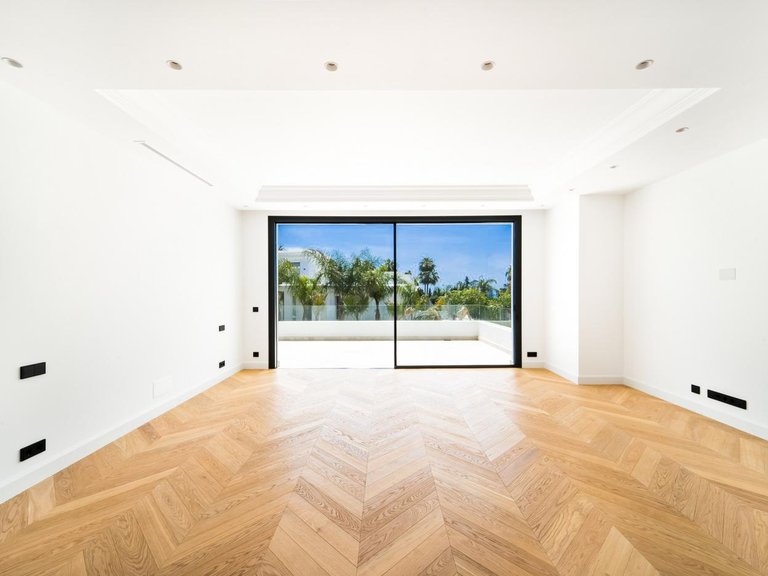 Villa for Sale in Marbella, Malaga 14