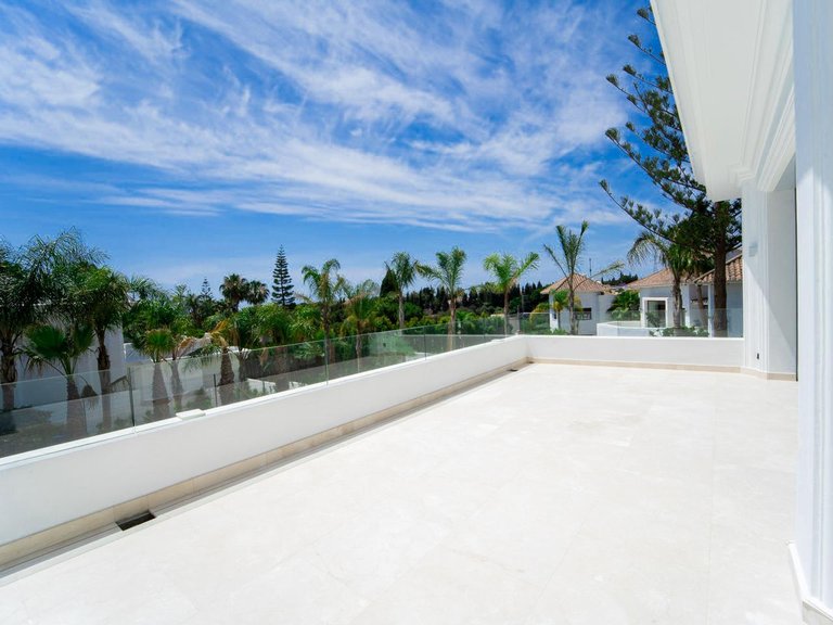 Villa for Sale in Marbella, Malaga 20