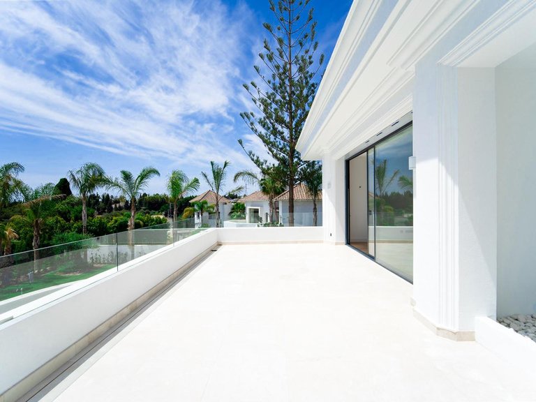 Villa for Sale in Marbella, Malaga 21