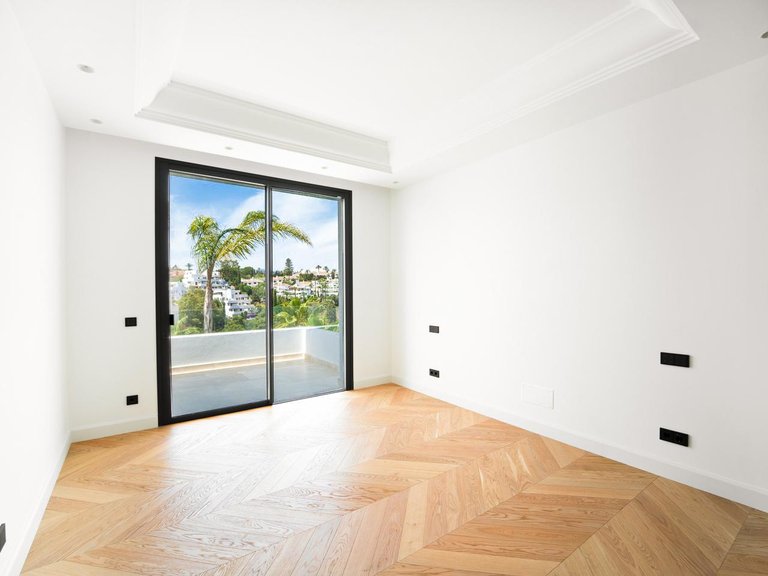 Villa for Sale in Marbella, Malaga 17