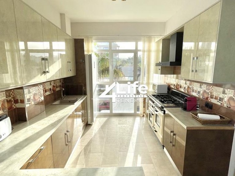 Penthouse for Rent in Adeje, Tenerife 13