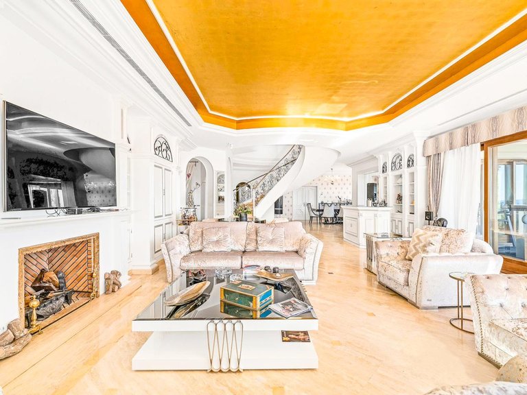 Вилла на продажу в Бенахависе, Малага 4