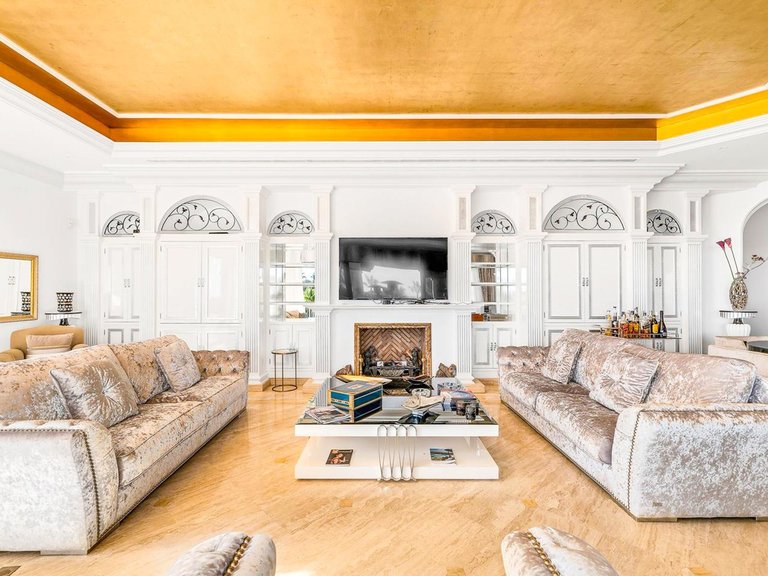 Вилла на продажу в Бенахависе, Малага 5