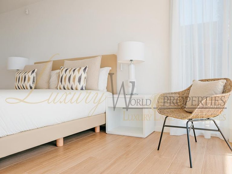 Villa for Sale in Guia De Isora, Tenerife, España 21