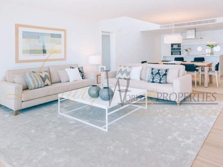 Villa for Sale in Guia De Isora, Tenerife, España 10