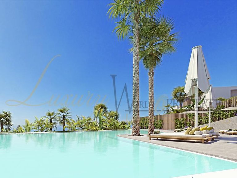 Villa for Sale in Guia De Isora, Tenerife, España 37