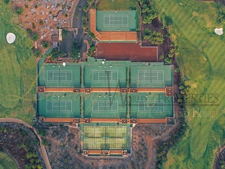 Villa for Sale in Guia De Isora, Tenerife, España 45