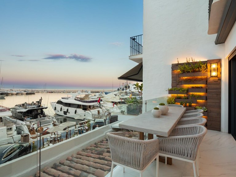 Apartment for Sale in Marbella, Malaga 2